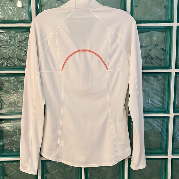 Athleta Performance Top - Picture 6 of 9